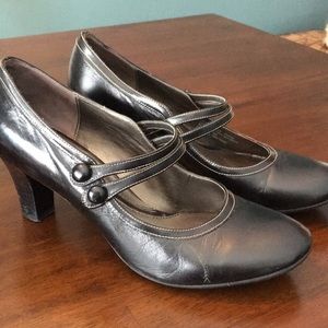 Black Mary Janes are perfect for any office outfit